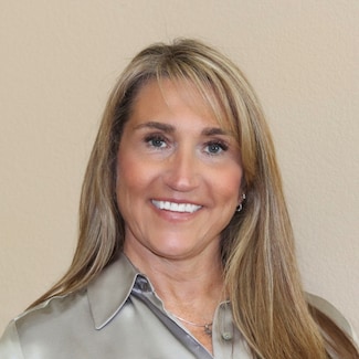 Christine Wright Real Estate Agent - Coldwell Banker Realty 44