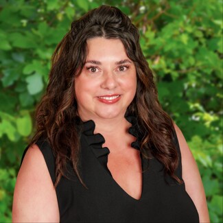 Angela Brown Real Estate Agent - Stephen Cooley Real Estate