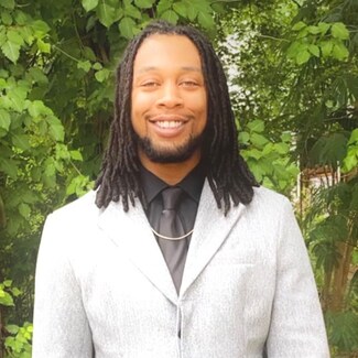 Darin Nichols Real Estate Agent - 1st Class Real Estate Norfolk