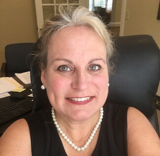 Donna Biggins Real Estate Agent - Bevis Realty