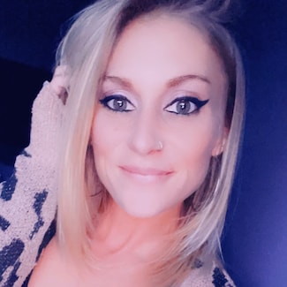Sarah Hendrichsen Real Estate Agent - Berkshire Hathaway HomeServices MI