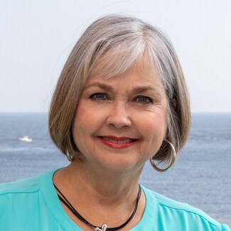 Kathy Lindley Real Estate Agent - Beachball Properties