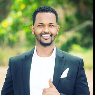 Abdihakim Ali Real Estate Agent - Bridge Realty, LLC