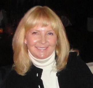 Debbie Bahamon Real Estate Agent - Synergy International Realty, Inc.