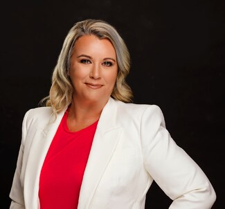 DANIELLE HEWITT Real Estate Agent - EPIQUE REALTY INC.