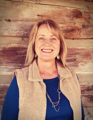 Velma Campbell Real Estate Agent - Middle Tennessee Realty Group, Inc.
