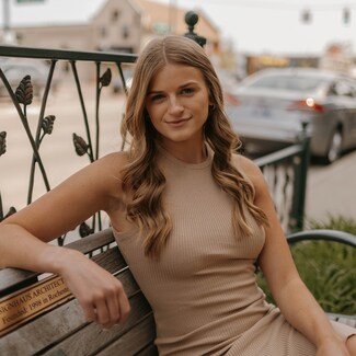 Haley Kelly Real Estate Agent - Keller Williams Advantage