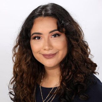 Vanessa Millan Real Estate Agent - Keller Williams Realty GDM