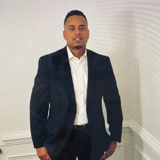 Curtis Brown Real Estate Agent - Swell Realty Co