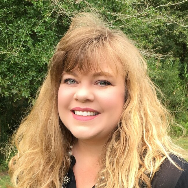 Cheryl Elliott Real Estate Agent - Southern Shores Real Estate Group, LLC