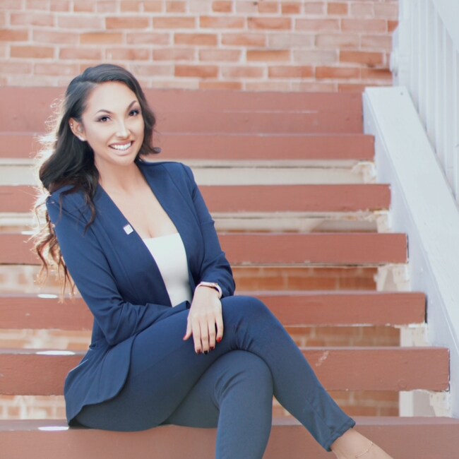 Agent Photo