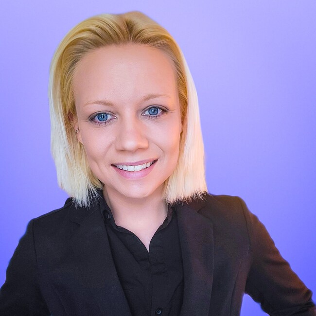 Agent Photo
