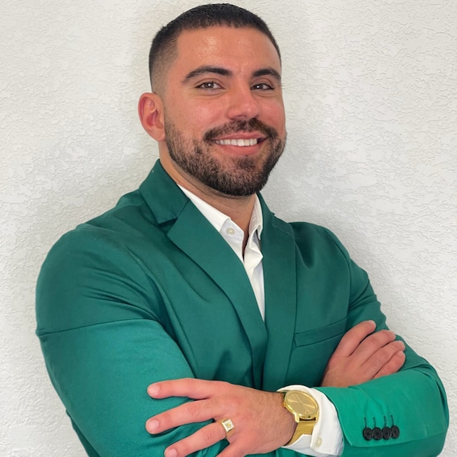 Agent Photo