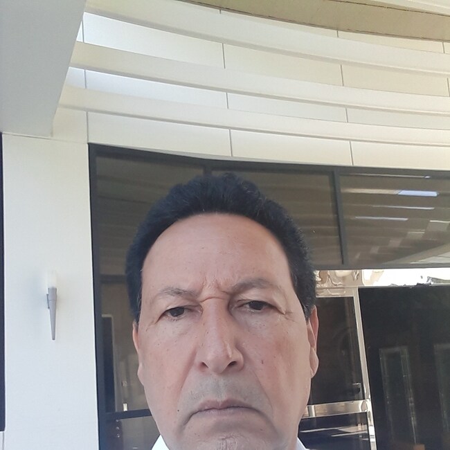 Agent Photo