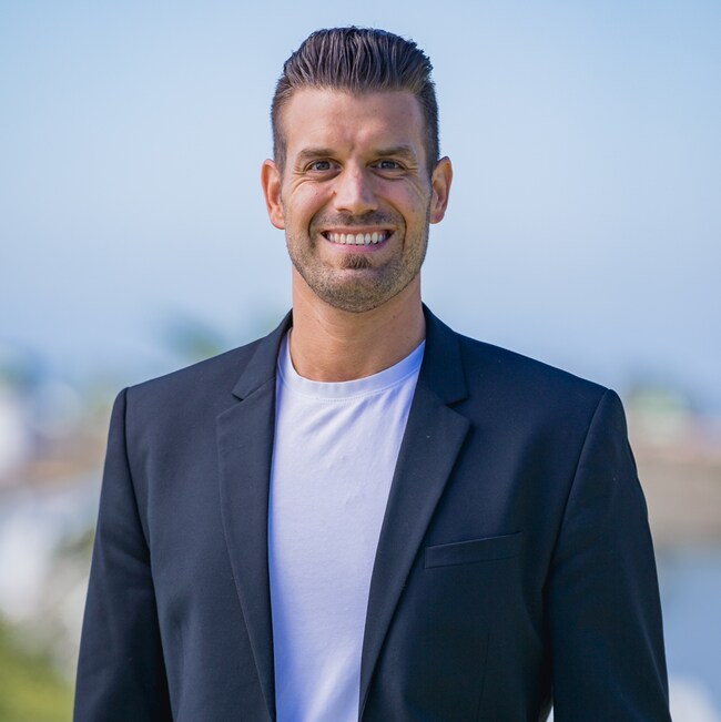 Agent Photo