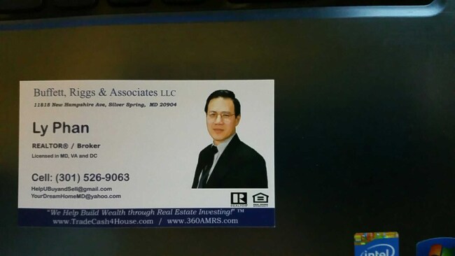Agent Photo