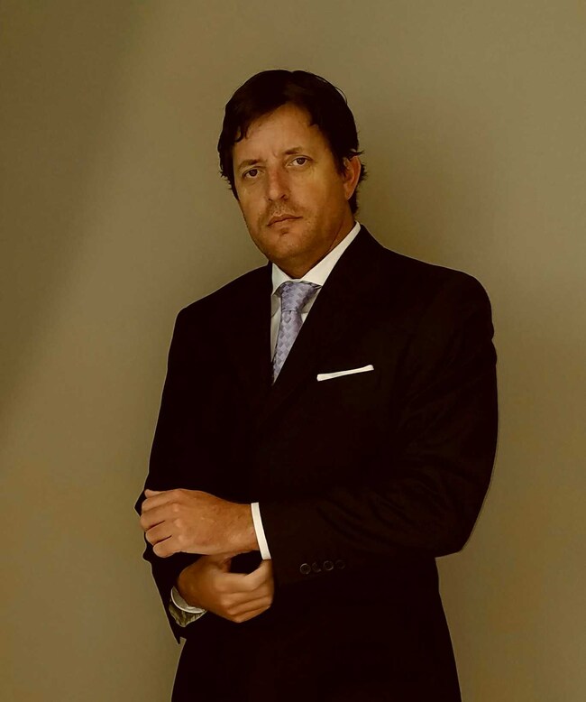 Agent Photo