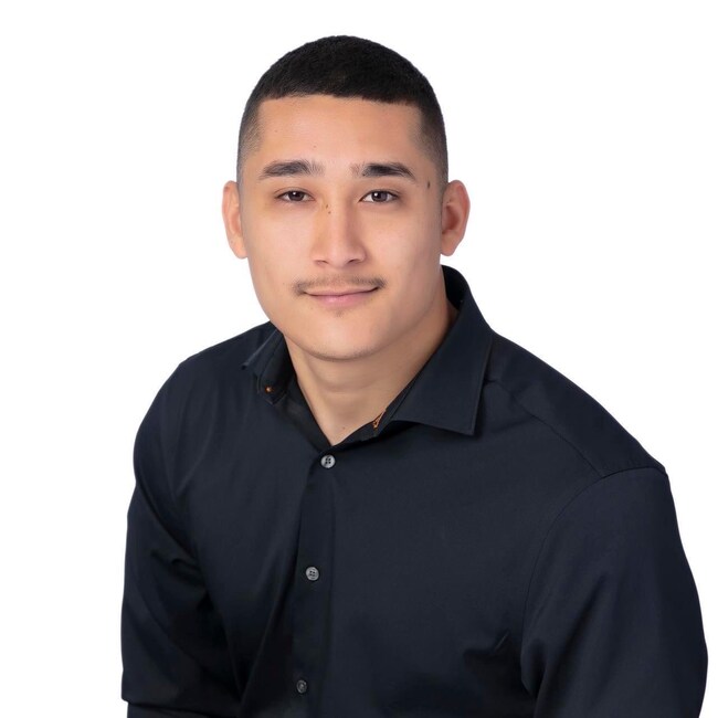 Agent Photo