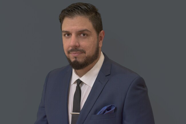Agent Photo