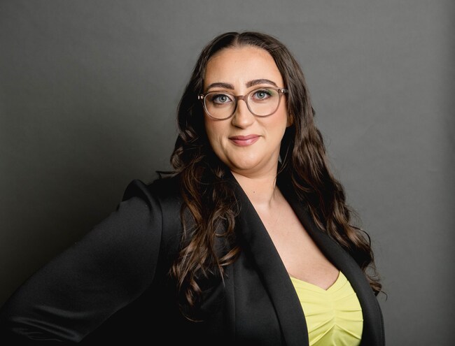 Agent Photo