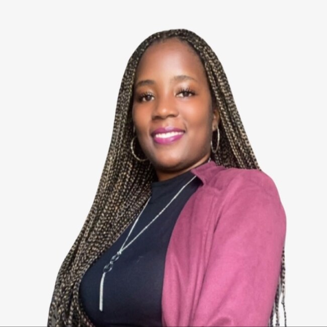 Ingrid Mosquera Real Estate Agent - HomeSmart
