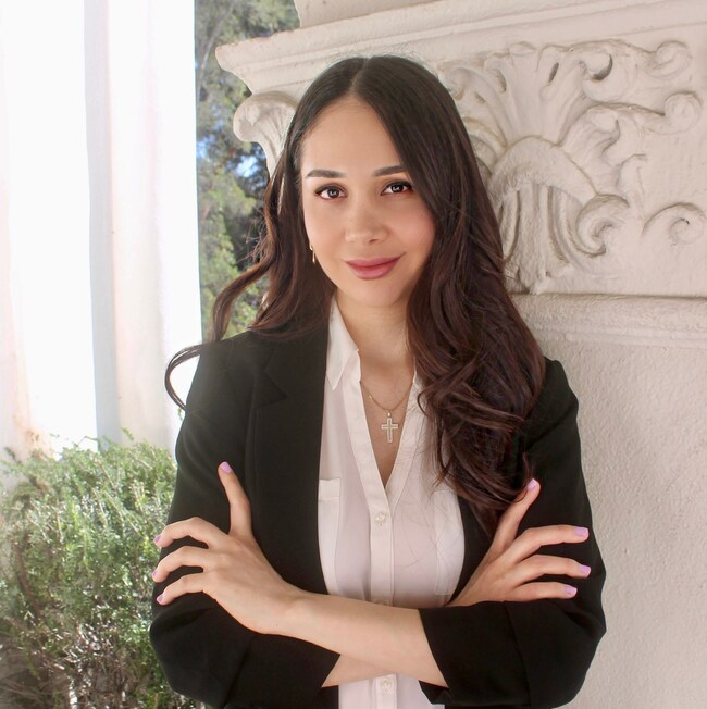 Agent Photo