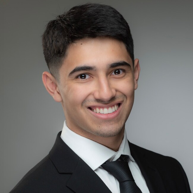 Agent Photo