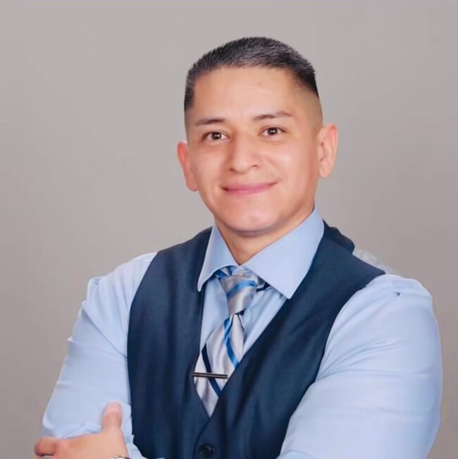 Agent Photo