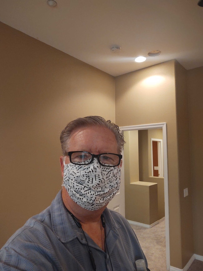Agent Photo