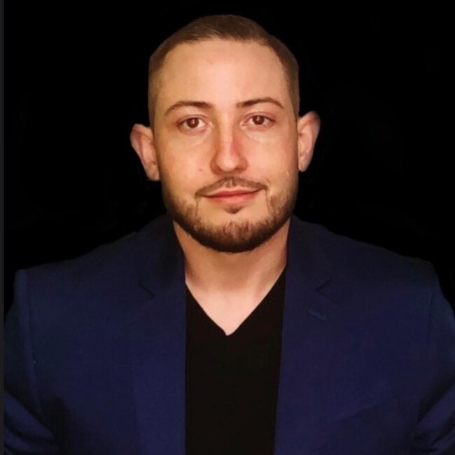 Agent Photo