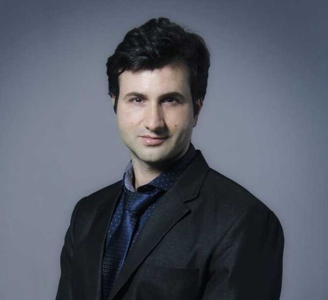 Agent Photo
