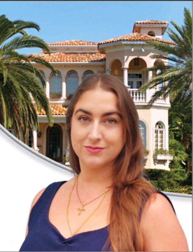 Amber Wimett Real Estate Agent - FLORIDA HOMES REALTY & MORTGAGE