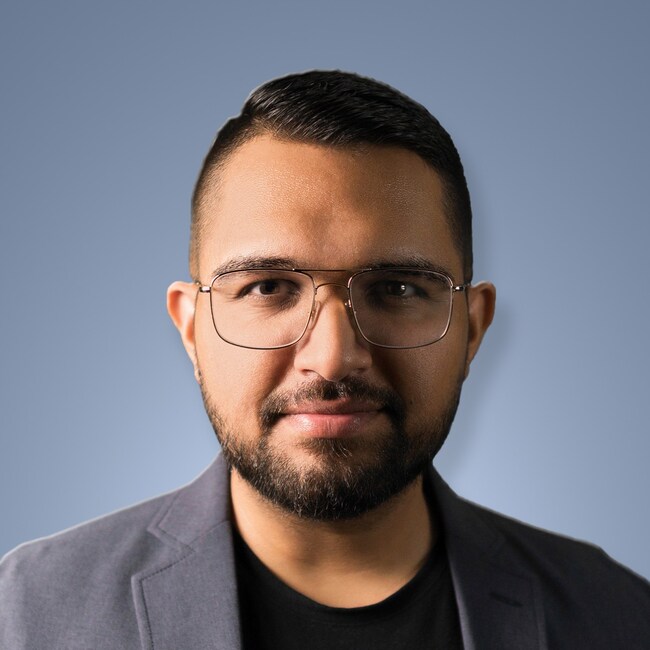 Agent Photo