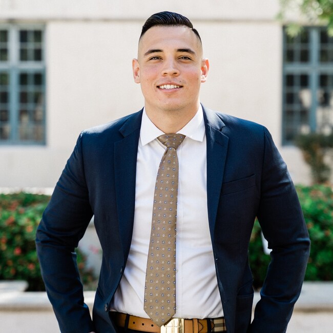 Agent Photo