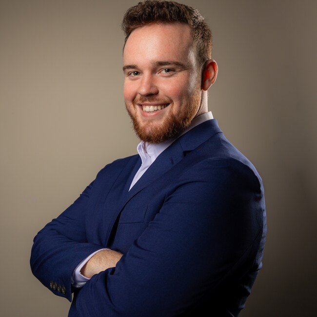 Agent Photo