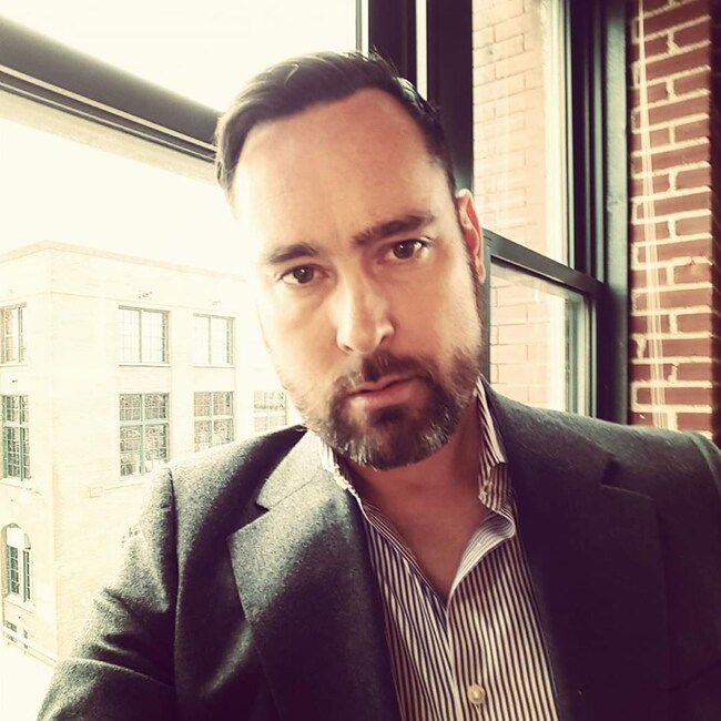 Agent Photo