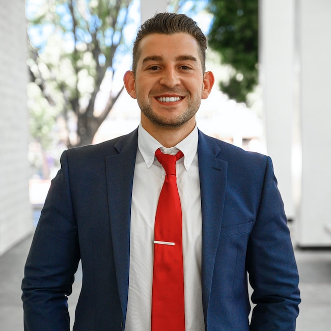 Agent Photo