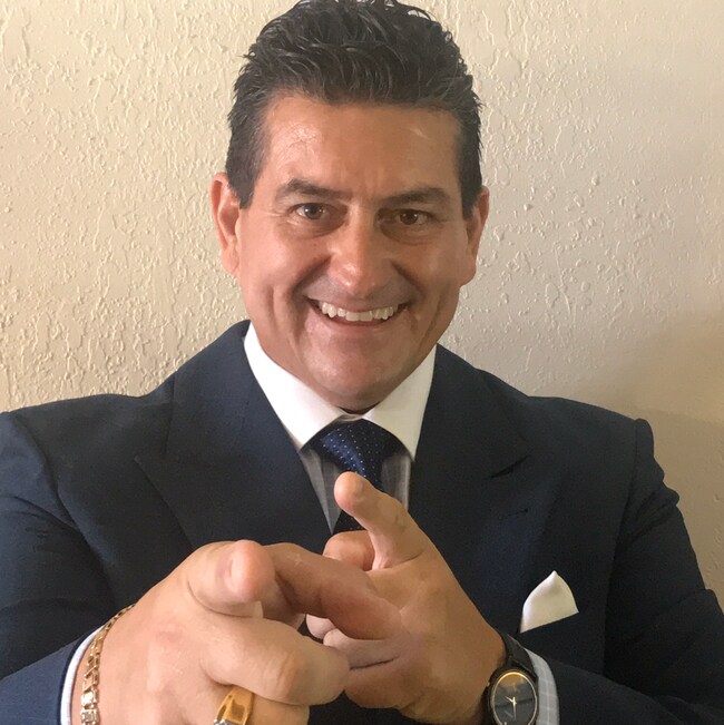 Agent Photo