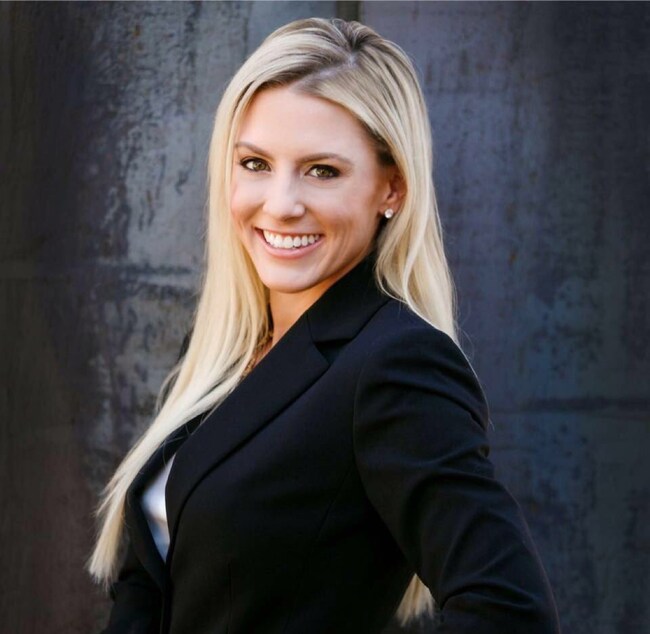 Agent Photo