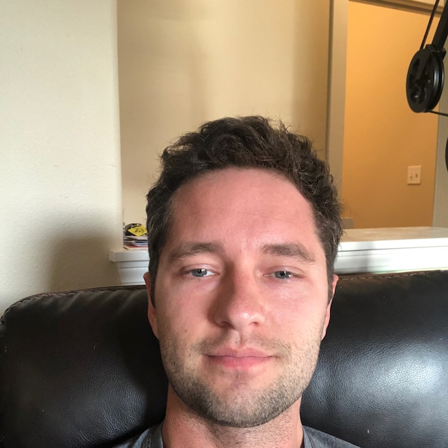 Agent Photo