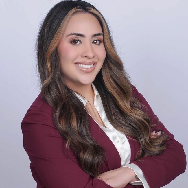 Agent Photo