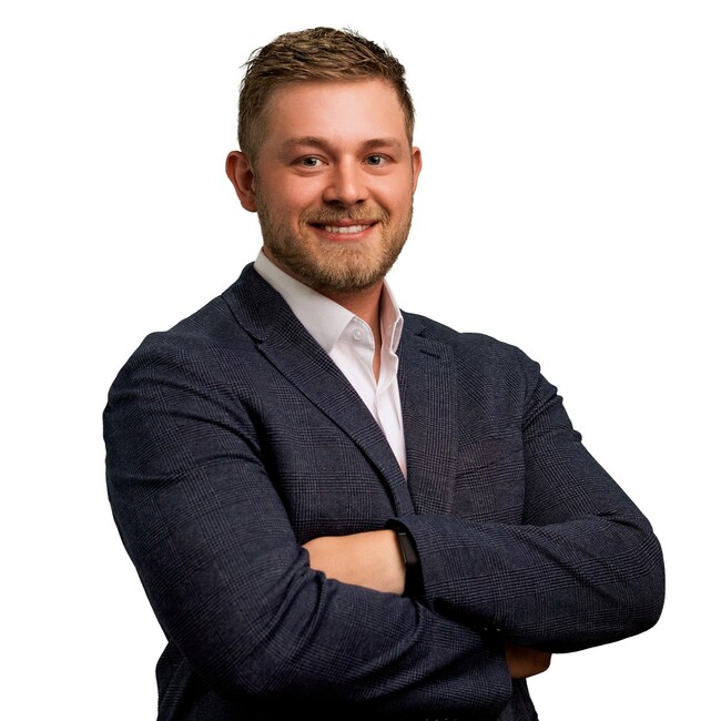 Agent Photo