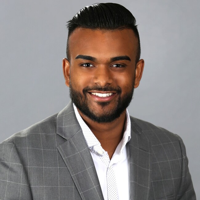 Agent Photo