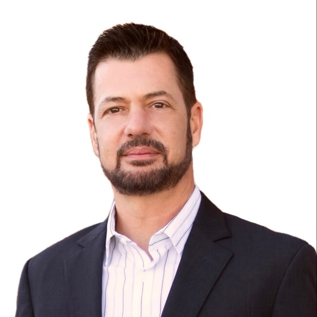 Agent Photo