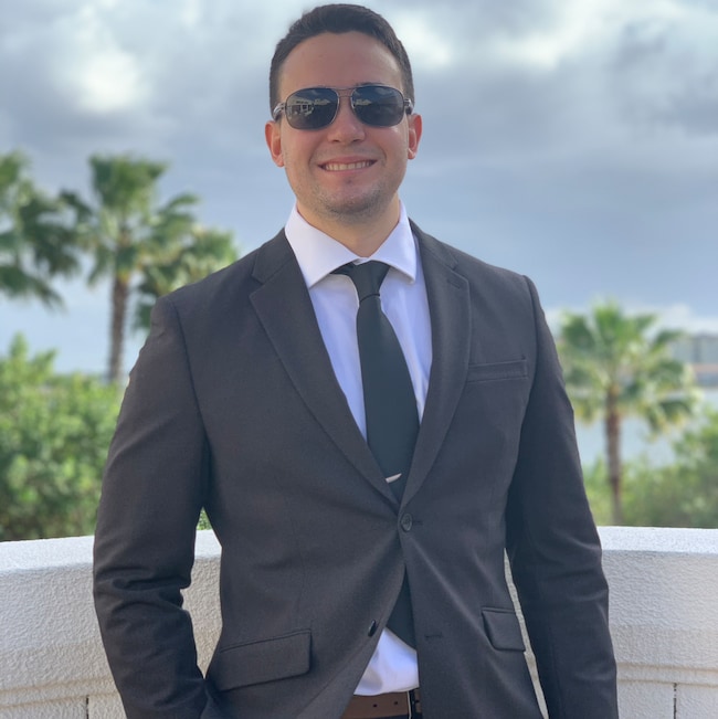 Agent Photo