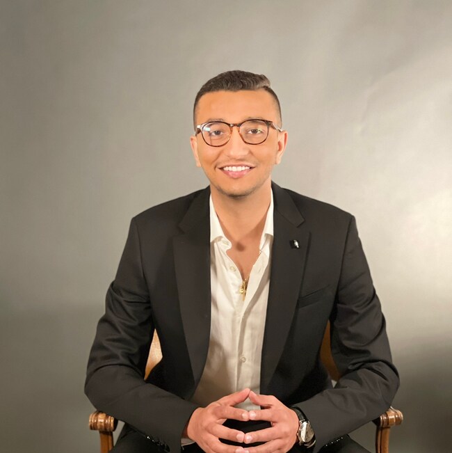 Agent Photo