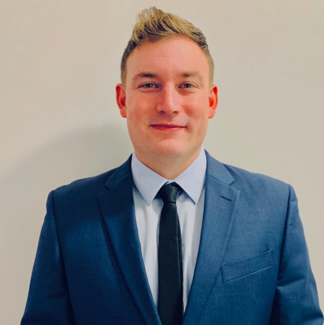 Agent Photo