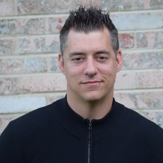 Agent Photo