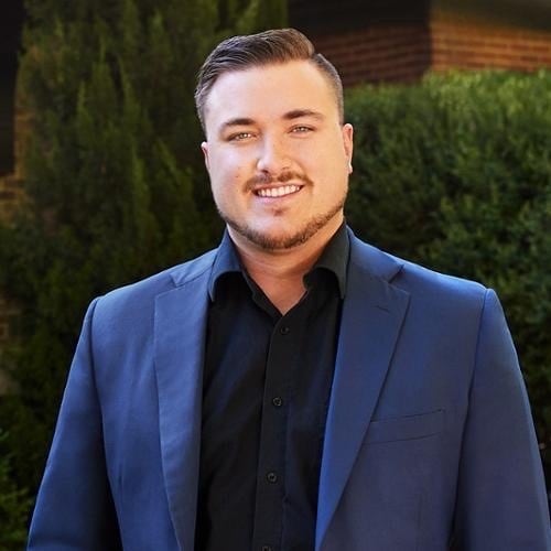 Agent Photo