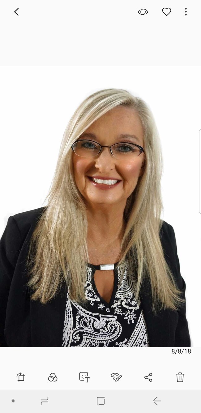 Agent Photo